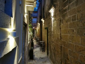 Dioniso - Bed & Wellness - Cortile 2